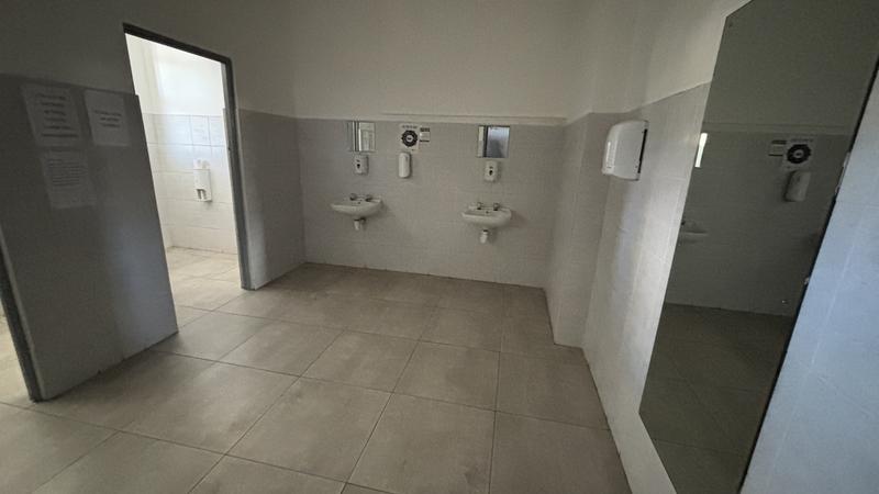 To Let commercial Property for Rent in Maitland Western Cape